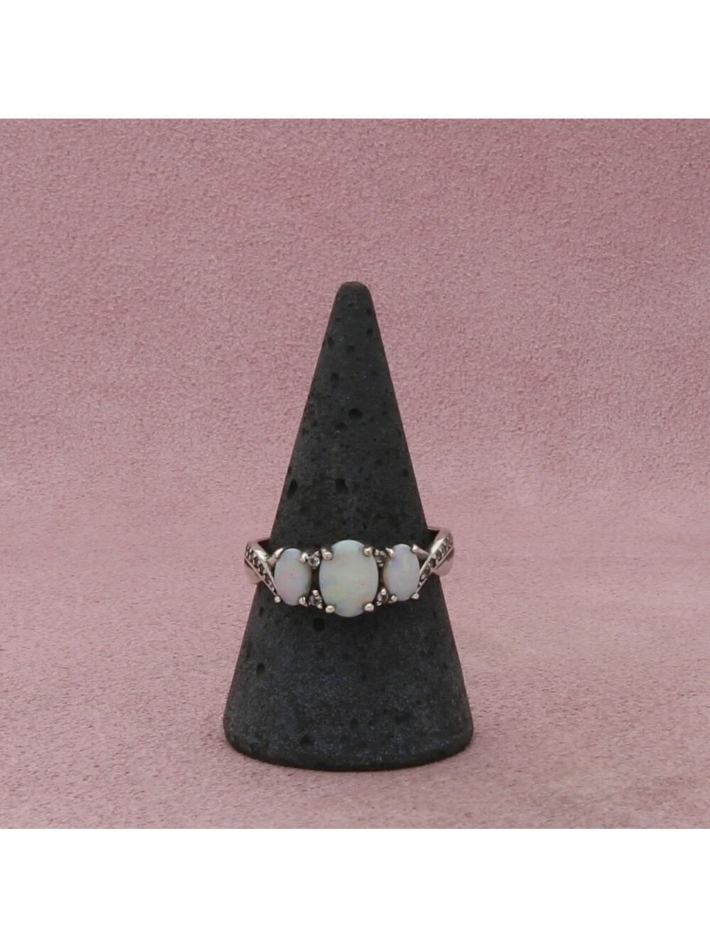 sterling silver white topaz & opal ring size 9.5